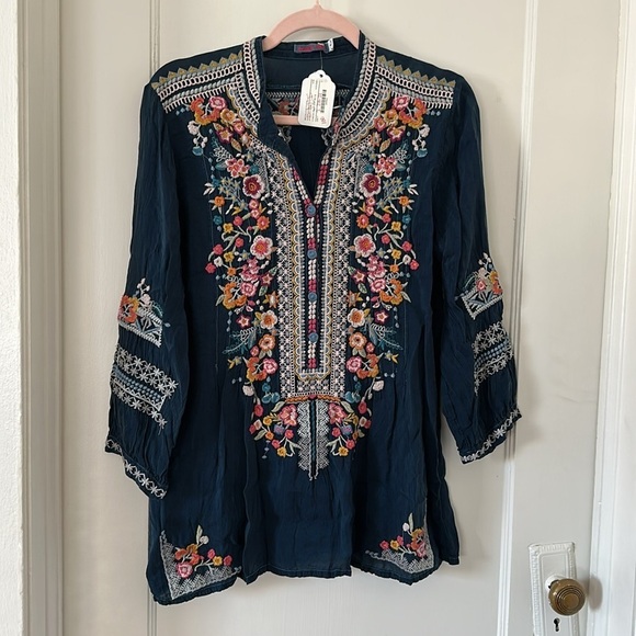 Johnny Was Bethanie Tunic Ocean Blue; size small - Picture 6 of 9